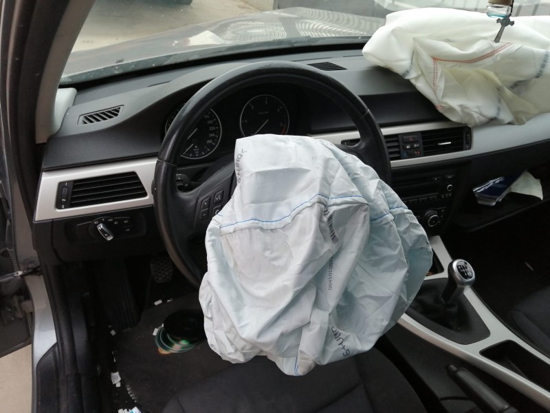 bmw serie 3 berlina (e90) del año 2011