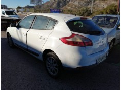 renault megane iii berlina 5 p del año 2010 2