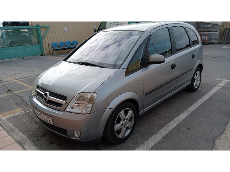 opel meriva del año 2004