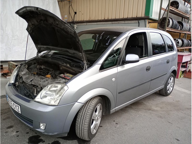 opel meriva del año 2004