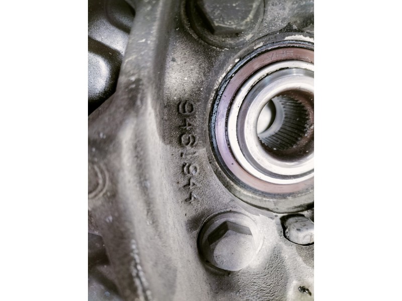 Recambio de mangueta delantera derecha para volvo s80 berlina d5 referencia OEM IAM 9461944  