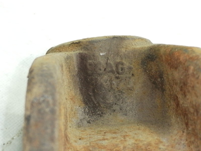 Recambio de mangueta delantera derecha para ford focus berlina (cak) trend referencia OEM IAM MOTORF9DA  