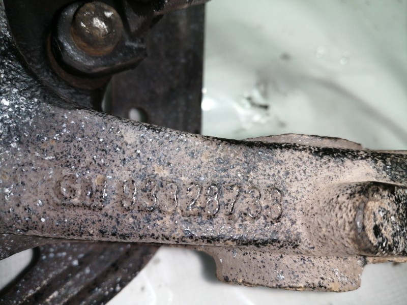 Recambio de mangueta delantera derecha para opel meriva cosmo referencia OEM IAM 93328738  