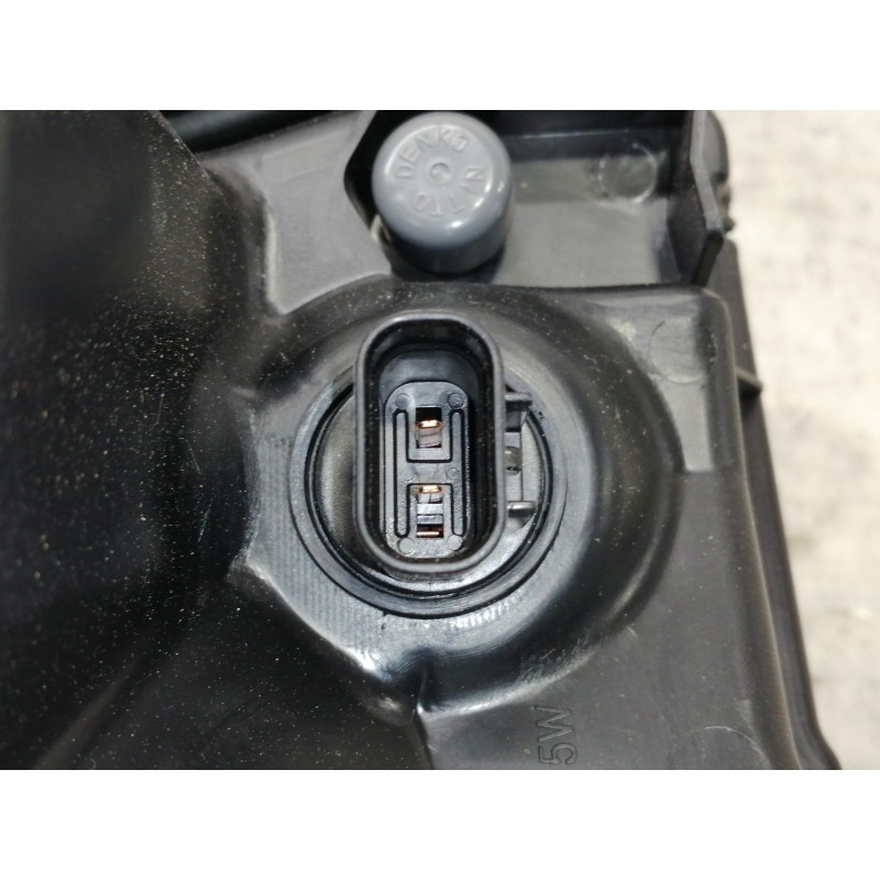 Recambio de faro izquierdo para kia k - serie 2700 / 2500 caja abierta referencia OEM IAM   NUEVO