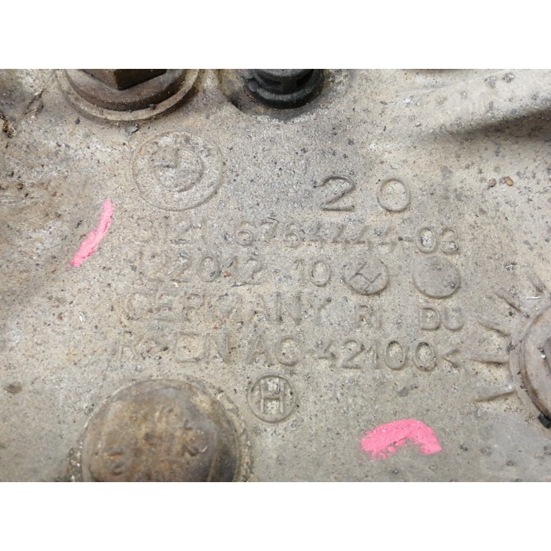 Recambio de mangueta delantera derecha para bmw serie 3 berlina (e90) 320d referencia OEM IAM 3121676444403  