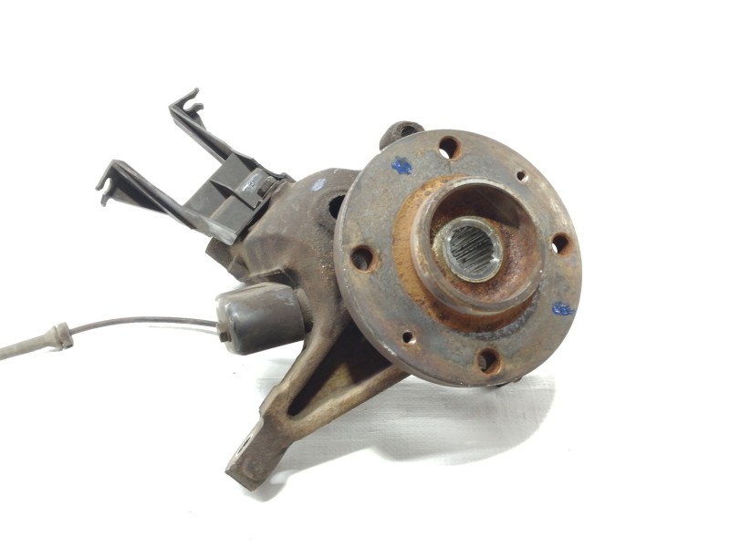 Recambio de mangueta delantera derecha para peugeot 206 berlina 1.4 16v cat (kfu / et3j4) referencia OEM IAM   