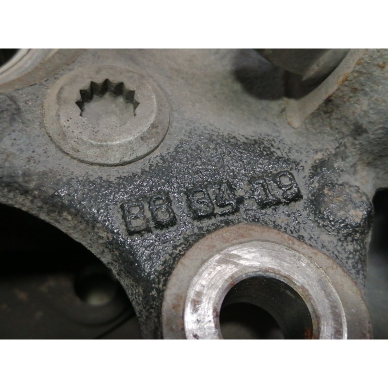 Recambio de mangueta delantera derecha para volkswagen golf vii lim. (bq1) advance referencia OEM IAM 5Q0400054 B63419 