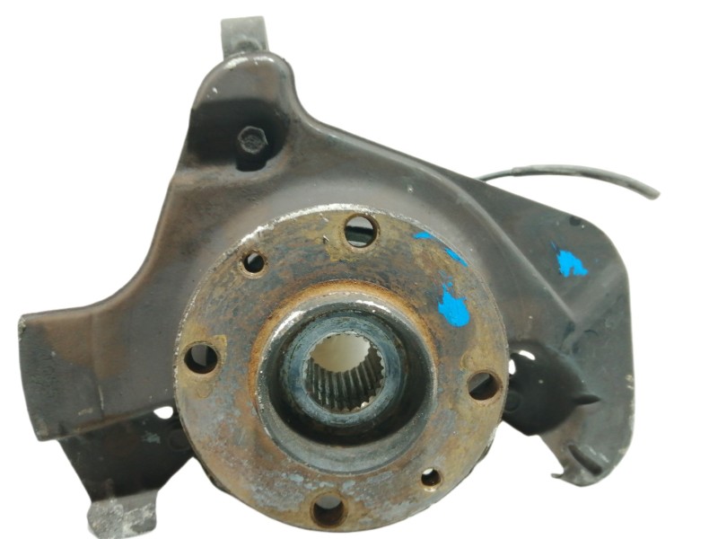 Recambio de mangueta delantera derecha para fiat linea (110) activa (110.0/111.0) referencia OEM IAM   