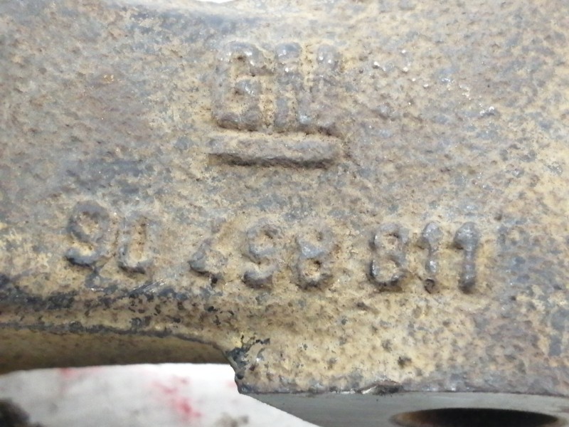 Recambio de mangueta delantera derecha para opel astra g berlina 1.6 referencia OEM IAM 90498811  