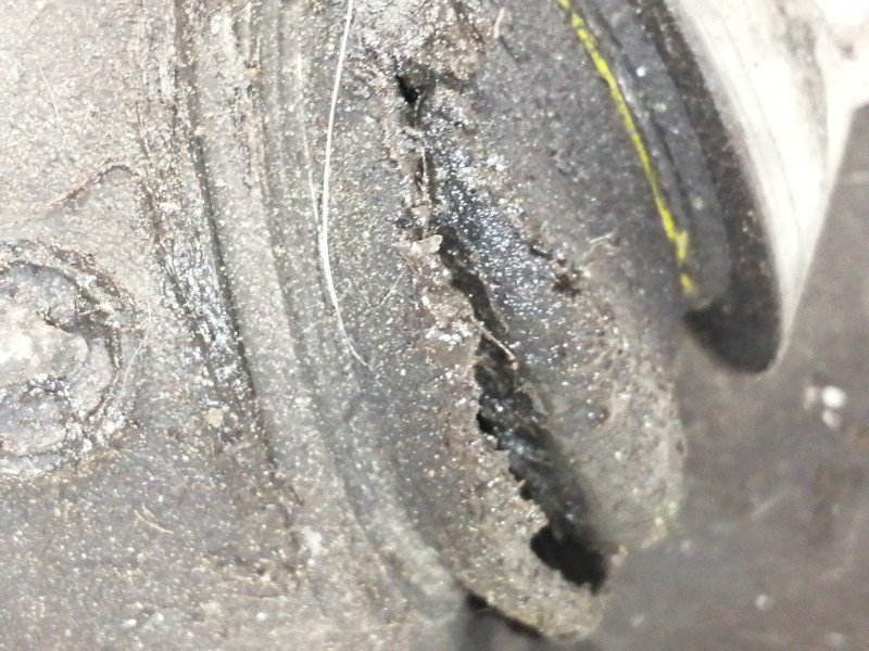 Recambio de mangueta delantera derecha para volvo s60 berlina 2.4 d referencia OEM IAM 9461944  