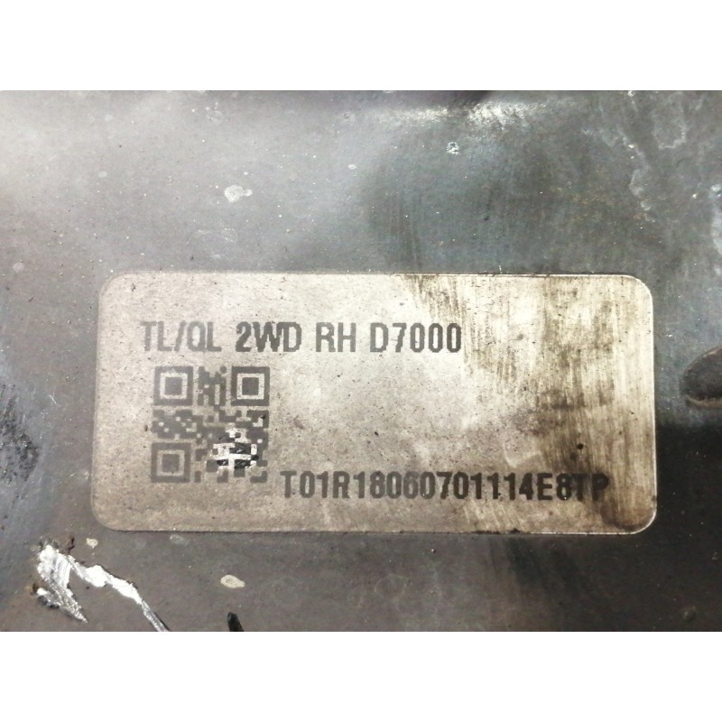 Recambio de mangueta delantera derecha para kia sportage drive 2wd referencia OEM IAM 51716D7000 T01R18060701114E8TP 2WDRHD7000