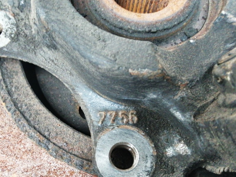 Recambio de mangueta delantera derecha para skoda fabia combi (5j5) style referencia OEM IAM 6Q0407256S  