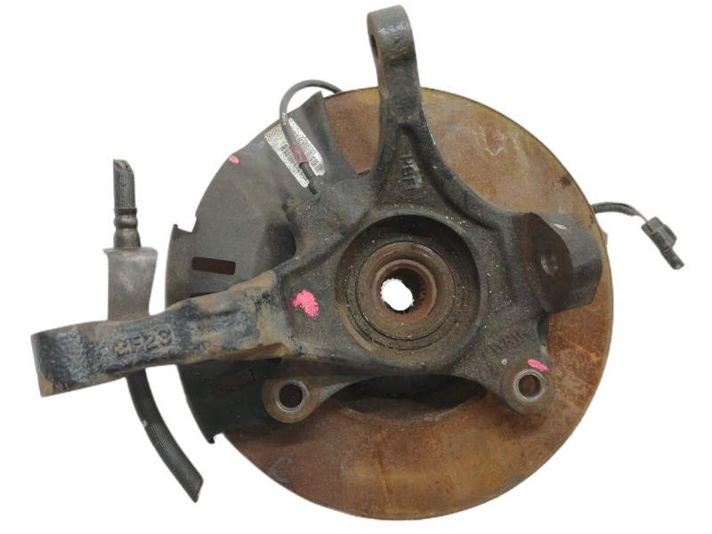 Recambio de mangueta delantera derecha para hyundai i20 style referencia OEM IAM 12G16A204  