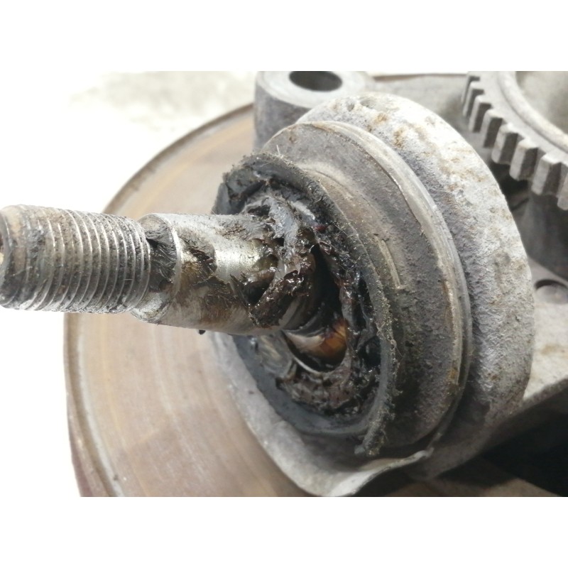 Recambio de mangueta delantera derecha para ford transit combi ´06 ft 350 largo referencia OEM IAM YC153K185AL  