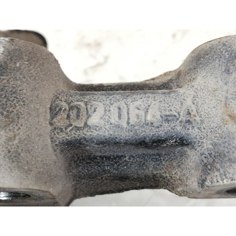 Recambio de mangueta delantera derecha para opel astra h berlina elegance referencia OEM IAM 336259853  