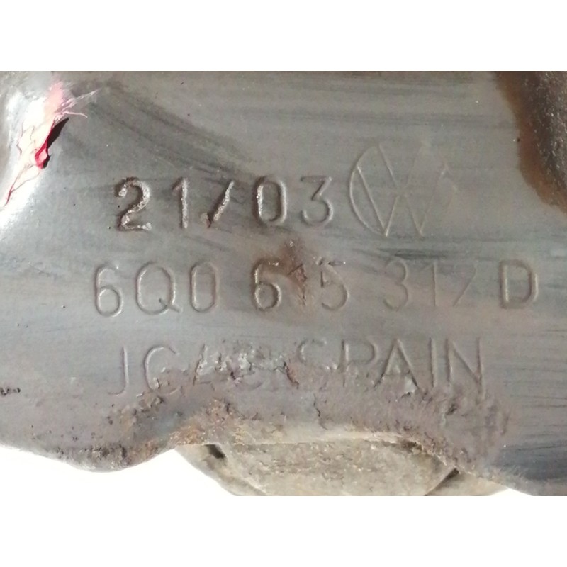 Recambio de mangueta delantera derecha para seat cordoba berlina (6l2) stella referencia OEM IAM 6Q0615312D  
