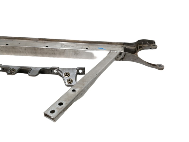 Recambio de soporte rueda repuesto para audi a8 (4e2) 4.2 quattro referencia OEM IAM 4E0805253E1  