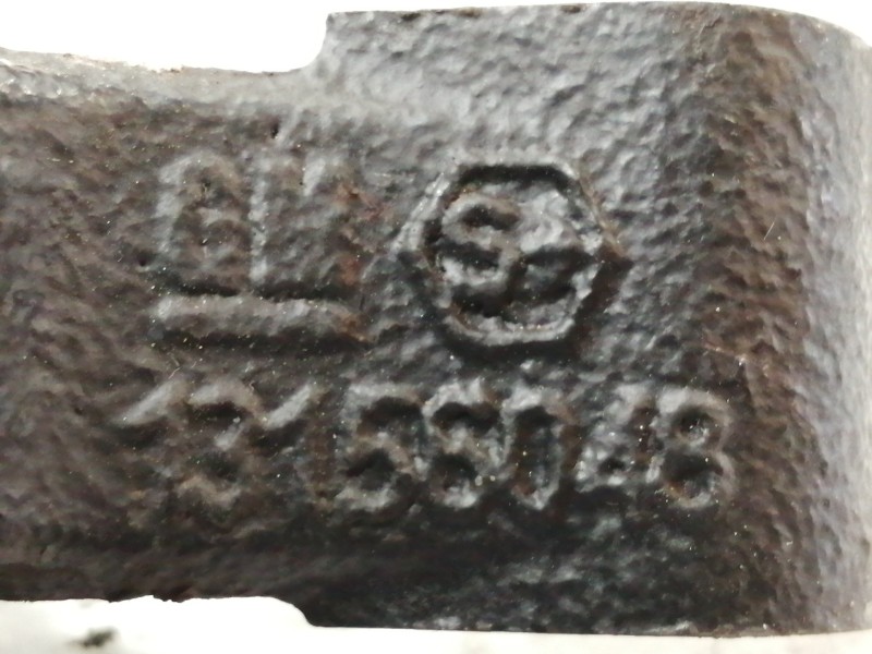 Recambio de mangueta delantera derecha para opel astra gtc sport referencia OEM IAM 13156048  