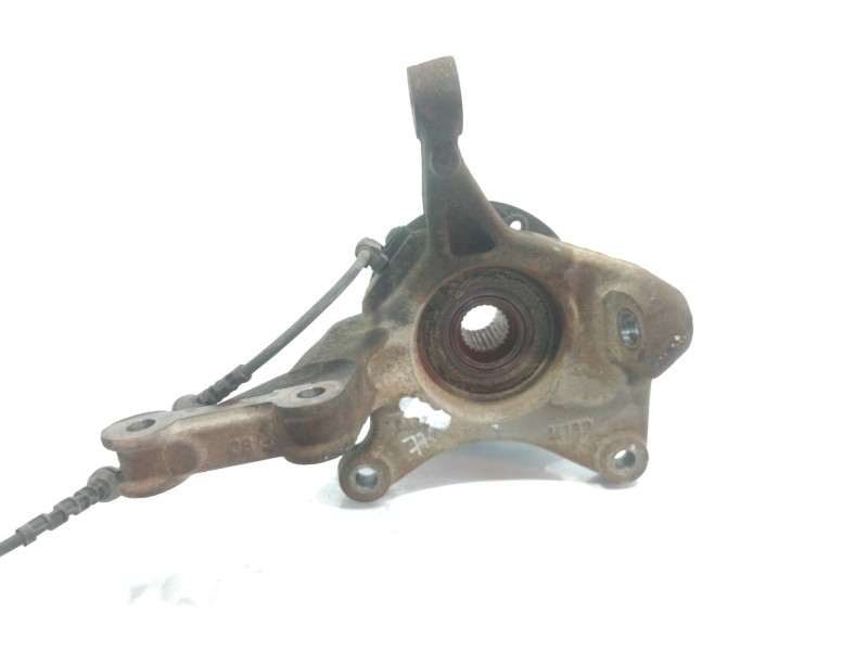 Recambio de mangueta delantera derecha para dacia duster ambiance 4x2 referencia OEM IAM   