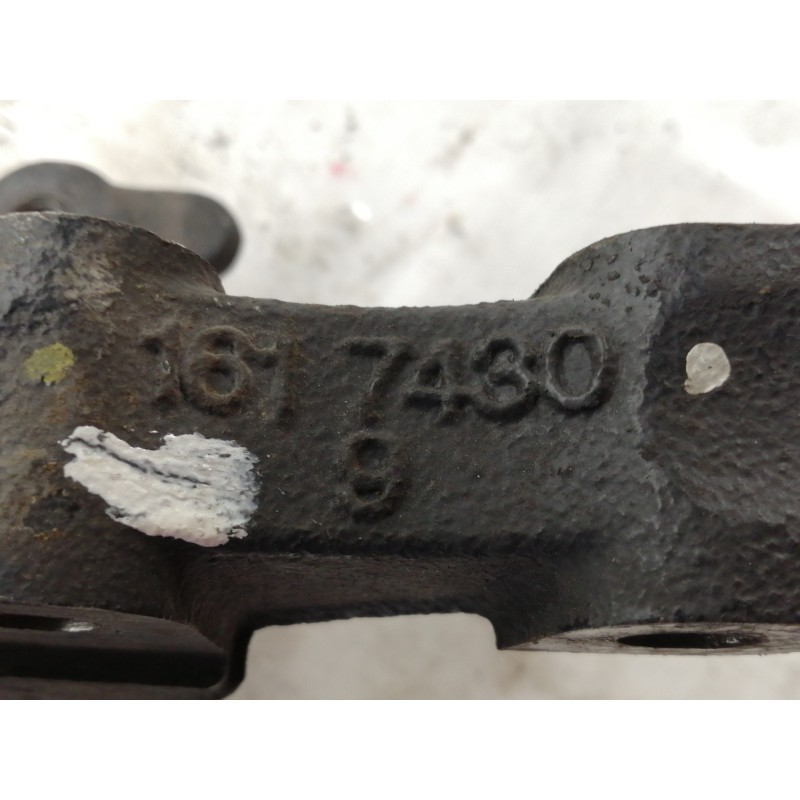 Recambio de mangueta delantera derecha para opel astra gtc sport referencia OEM IAM 13156048  