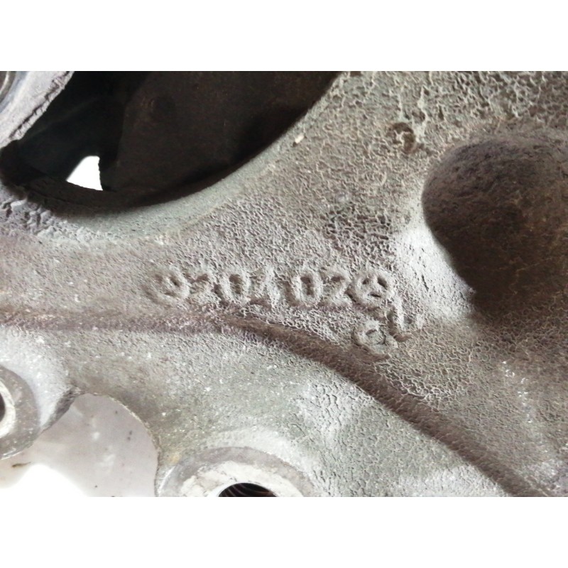 Recambio de mangueta delantera derecha para mercedes-benz clase clk (w209) coupe 320 cdi (209.320) referencia OEM IAM 20402  