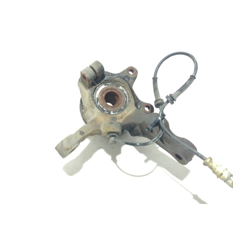 Recambio de mangueta delantera derecha para renault clio ii fase ii (b/cb0) authentique confort referencia OEM IAM   