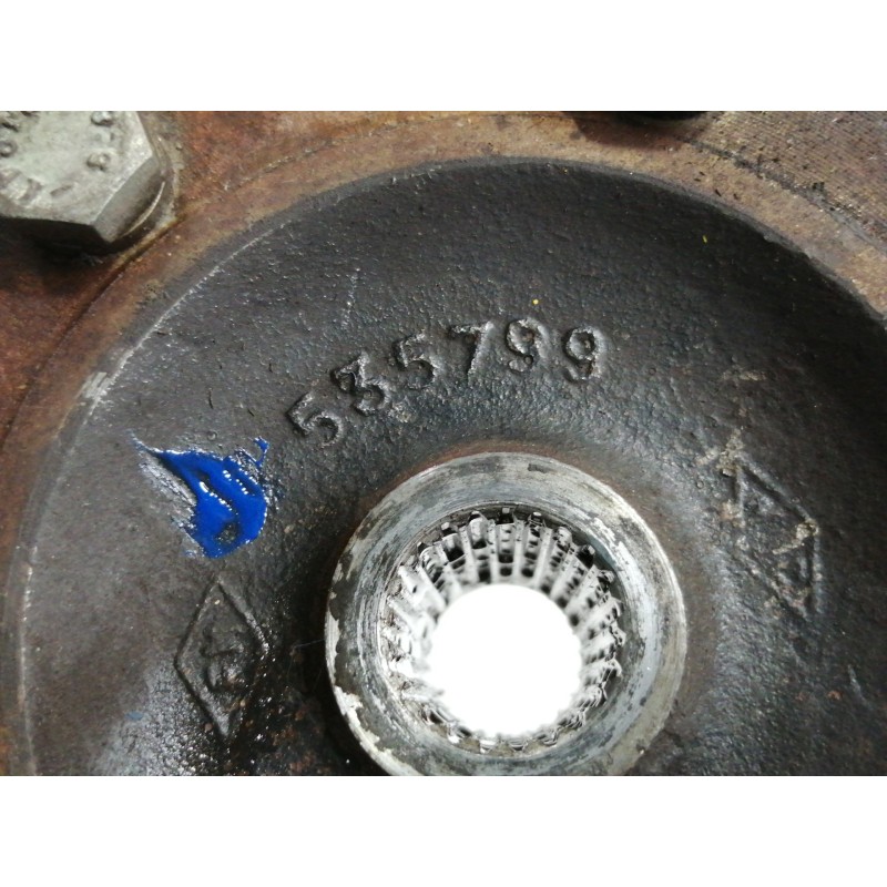 Recambio de mangueta delantera derecha para renault 5 tl (2-ptas.) (r 1222/1227) referencia OEM IAM 535799  