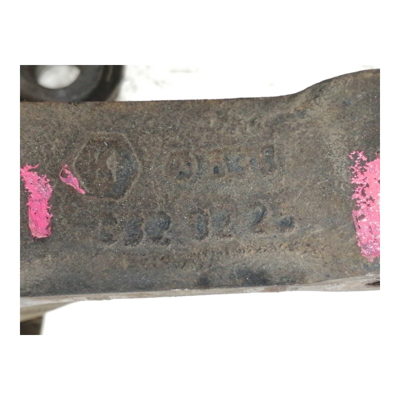 Recambio de mangueta delantera derecha para mercedes-benz vito (w638) combi 110 cdi (638.194) referencia OEM IAM 6383320225 6383