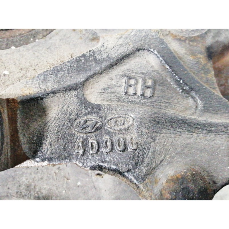 Recambio de mangueta delantera derecha para kia carnival 2.9 crdi vgt active referencia OEM IAM 517164D000  