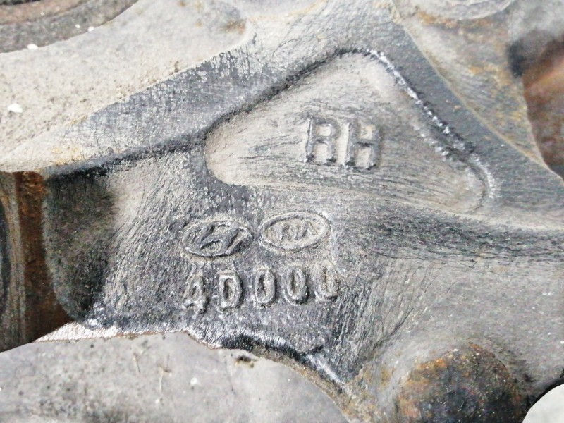 Recambio de mangueta delantera derecha para kia carnival 2.9 crdi vgt active referencia OEM IAM 517164D000  