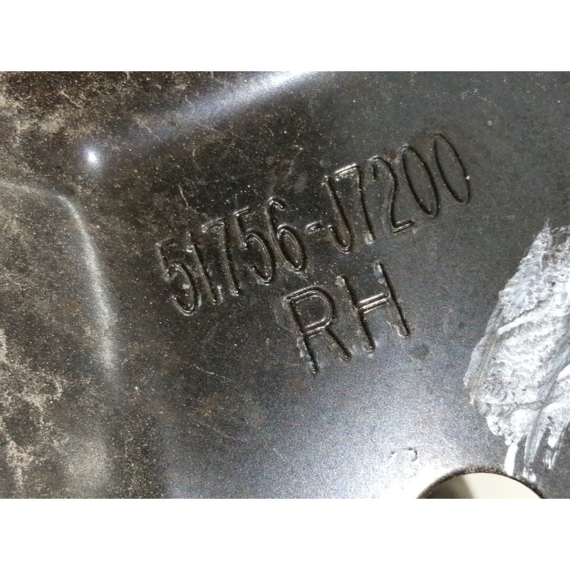 Recambio de mangueta delantera derecha para kia xceed business referencia OEM IAM 51756J7200  