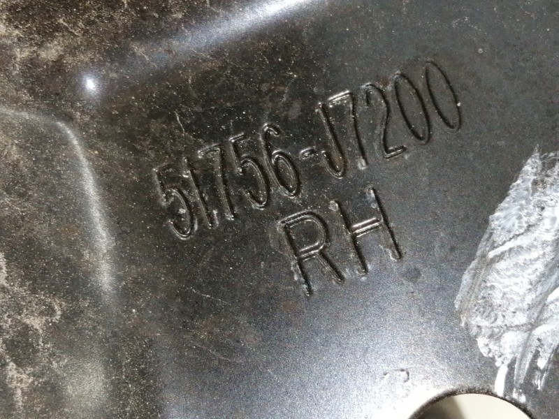 Recambio de mangueta delantera derecha para kia xceed business referencia OEM IAM 51756J7200  