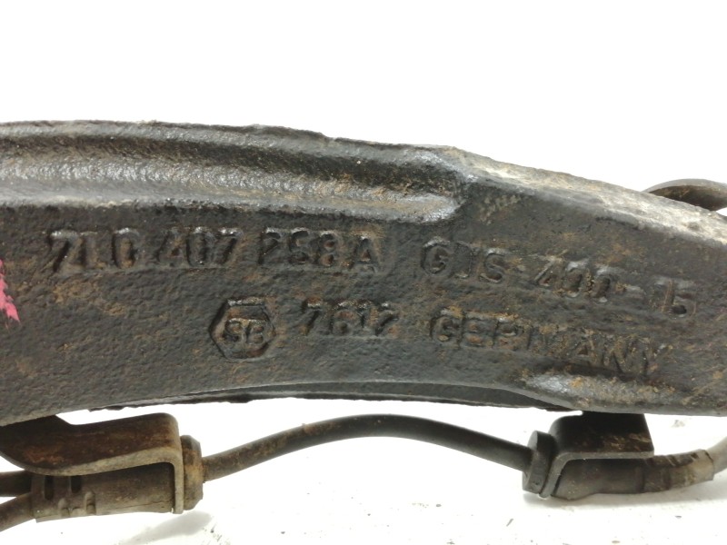 Recambio de mangueta delantera derecha para volkswagen touareg (7l6) v6 tdi referencia OEM IAM 7L0407258A  