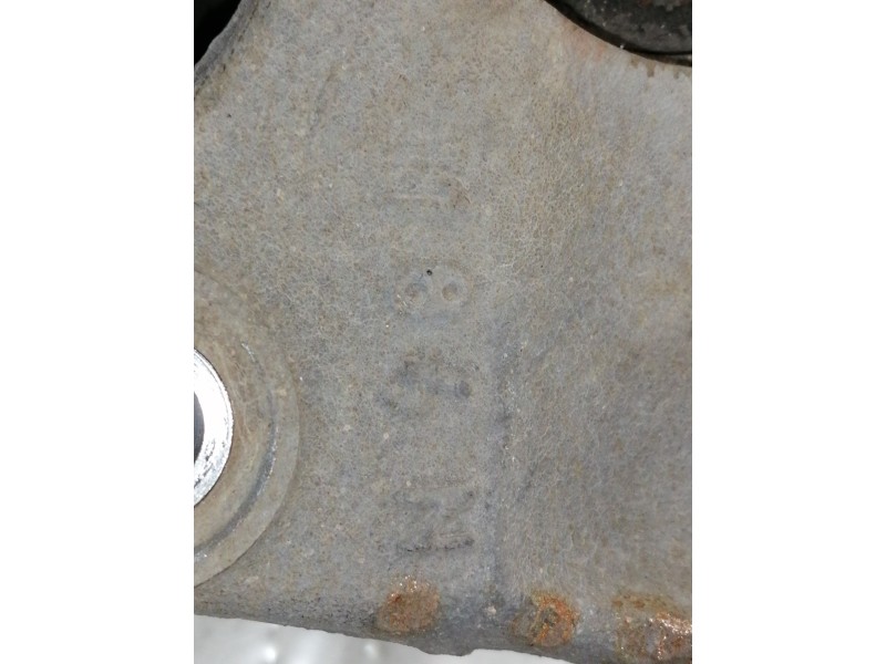 Recambio de mangueta delantera derecha para renault megane iii berlina 5 p dynamique referencia OEM IAM 184N  