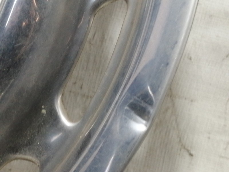 Recambio de tapacubos para mercedes-benz clase e (w123) berlina+coupe d 300 referencia OEM IAM   4 TAPACUBOS