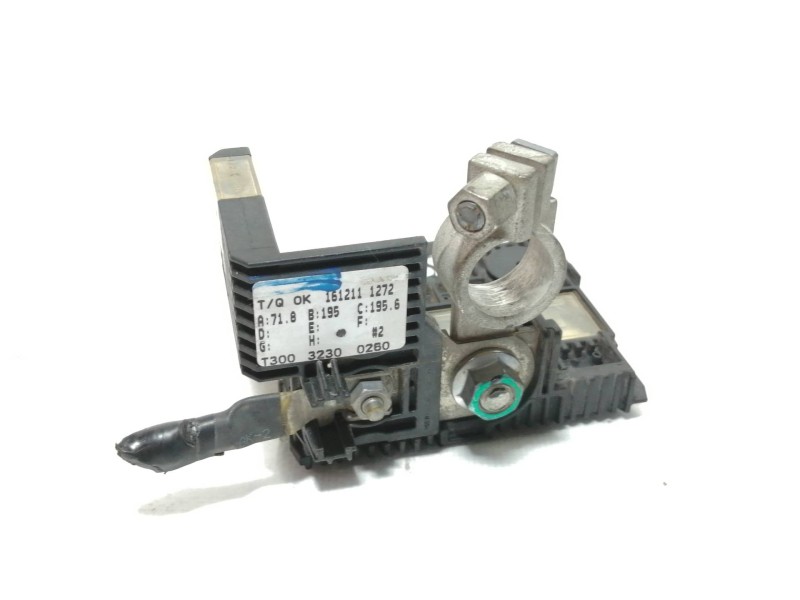 Recambio de fusibles para opel mokka selective referencia OEM IAM 1612111272  