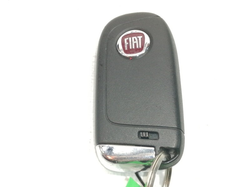 Recambio de llave para fiat 500 x (334) urban referencia OEM IAM LLAVE  
