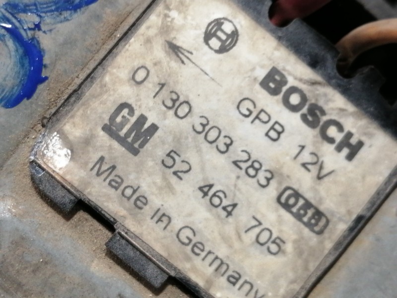 Recambio de electroventilador para opel vectra b berlina referencia OEM IAM 0130303283 52464705 