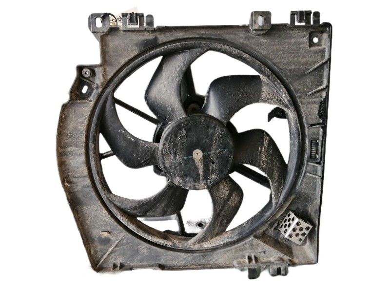 Recambio de electroventilador para renault modus dynamique referencia OEM IAM 3000268  