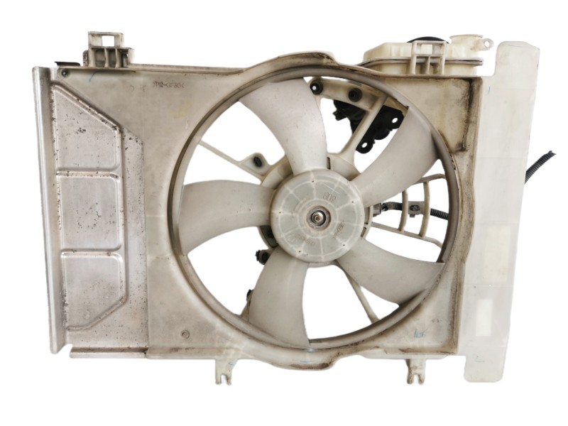 Recambio de electroventilador para toyota yaris active referencia OEM IAM MFA4220007821  