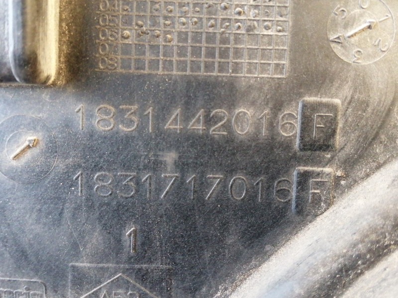 Recambio de electroventilador para renault clio iii confort dynamique referencia OEM IAM 1831441000 1831442016F 1831717016F