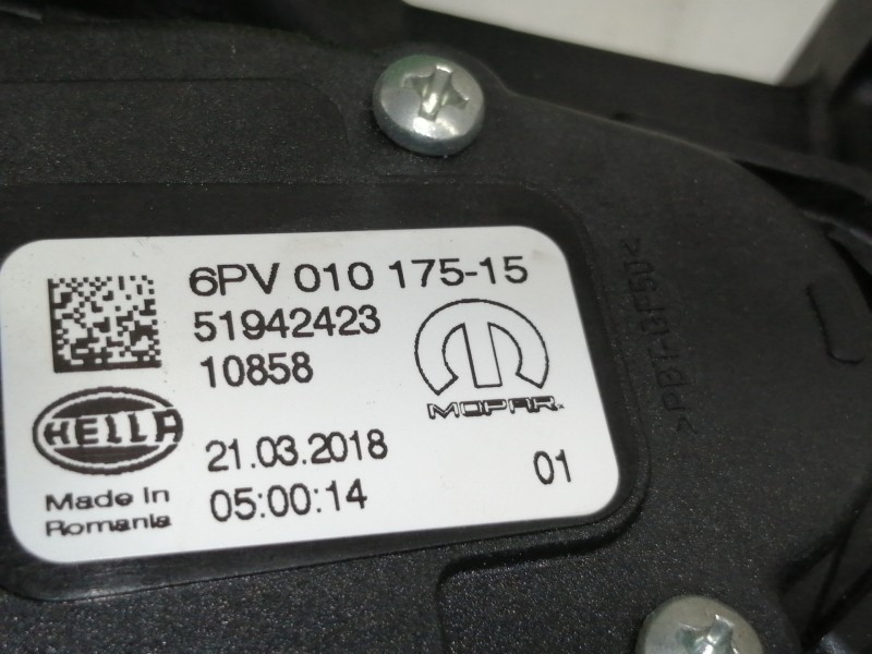 Recambio de pedal acelerador para fiat 500 x (334) urban referencia OEM IAM 6PV01017515 51942423 