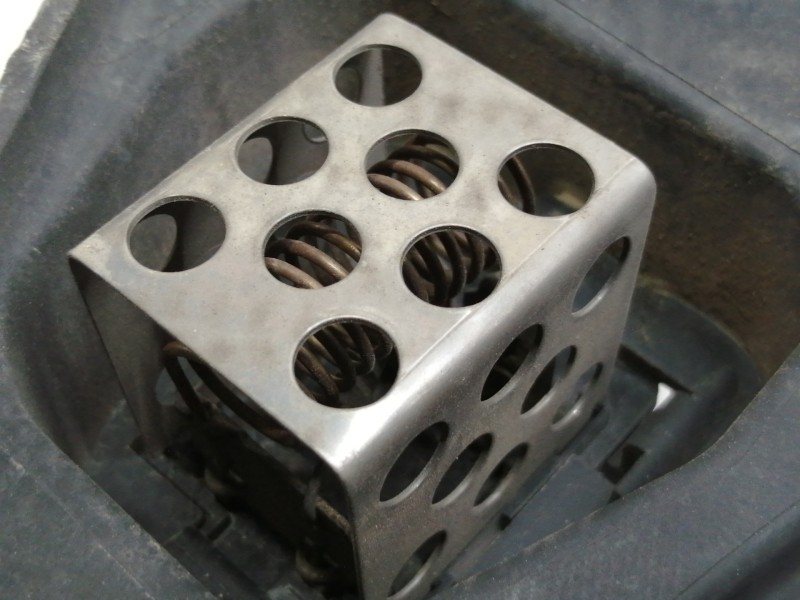 Recambio de electroventilador para renault clio iii exception referencia OEM IAM 1881442016  