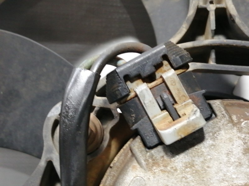 Recambio de electroventilador para opel frontera b limited referencia OEM IAM 8240266  