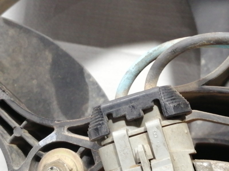 Recambio de electroventilador para opel frontera b limited referencia OEM IAM 8240266  