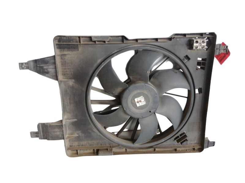 Recambio de electroventilador para renault scenic ii grand confort authentique referencia OEM IAM 8200151465A  