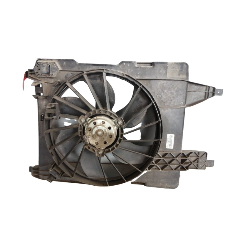 Recambio de electroventilador para renault scenic ii grand confort authentique referencia OEM IAM 8200151465A  