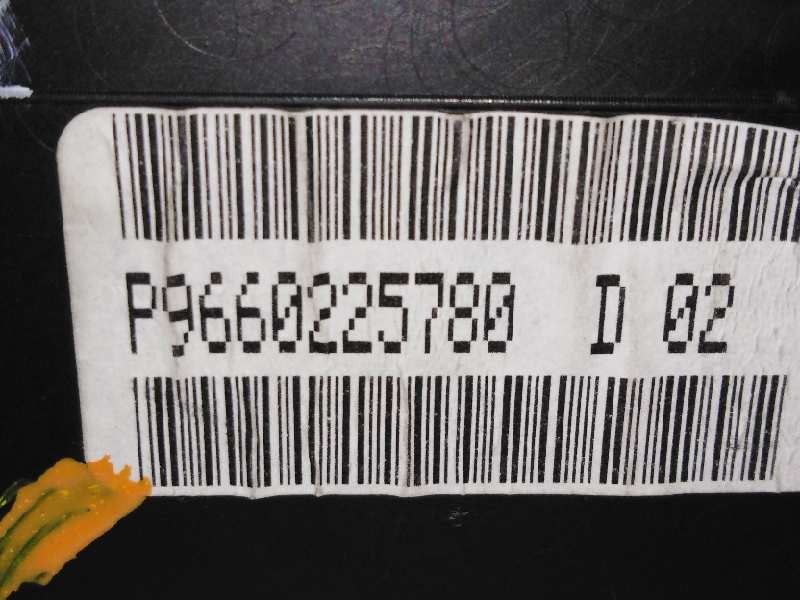 Recambio de cuadro instrumentos para citroën c3 1.1 collection referencia OEM IAM P9660225780  