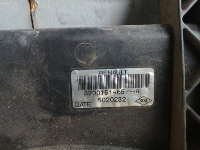 Recambio de electroventilador para renault megane ii classic berlina confort authentique referencia OEM IAM 8200151465A  