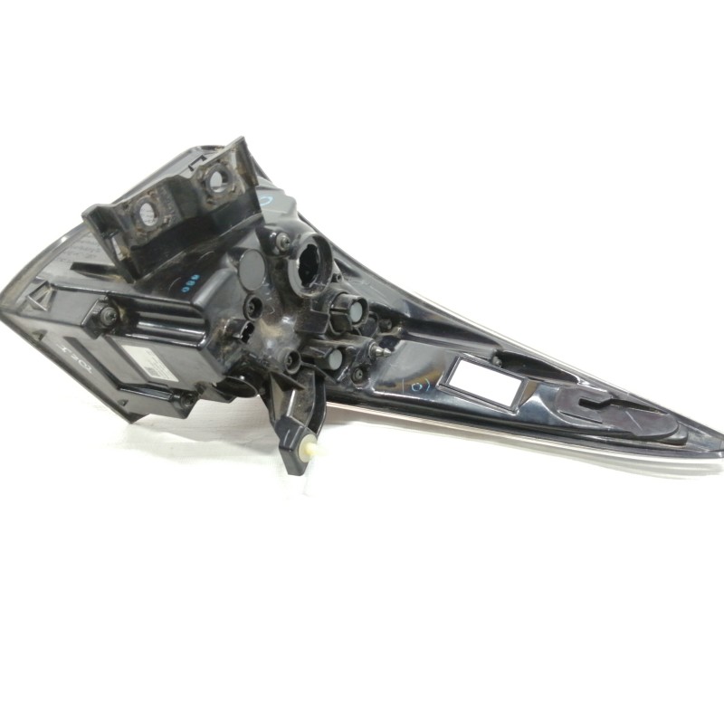 Recambio de piloto trasero izquierdo para toyota prius (zvw50) basis referencia OEM IAM 8156047150C  